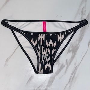 Victoria’s Secret black and white bathing suit bottoms